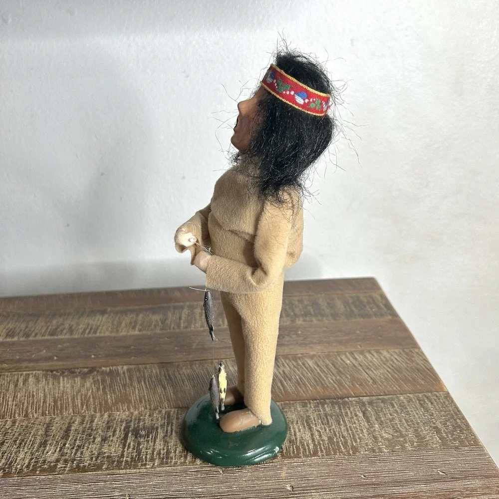 Byers Choice Carolers Native American Boy Figurine Fisherman Thanksgiving 1999
